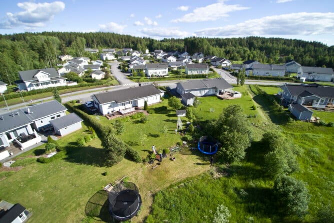 Valokuitunen tuo pätkimätöntä valokuitua pientaloalueille.